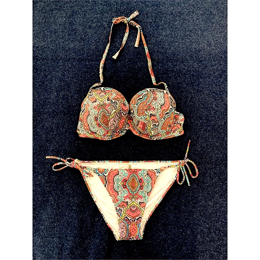 Paisley Victoria’s Secret Bikini - Like-new condition: 34DD top / Small bottom